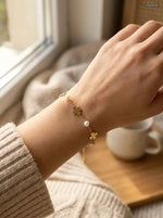 Clover Pearl Bracelet