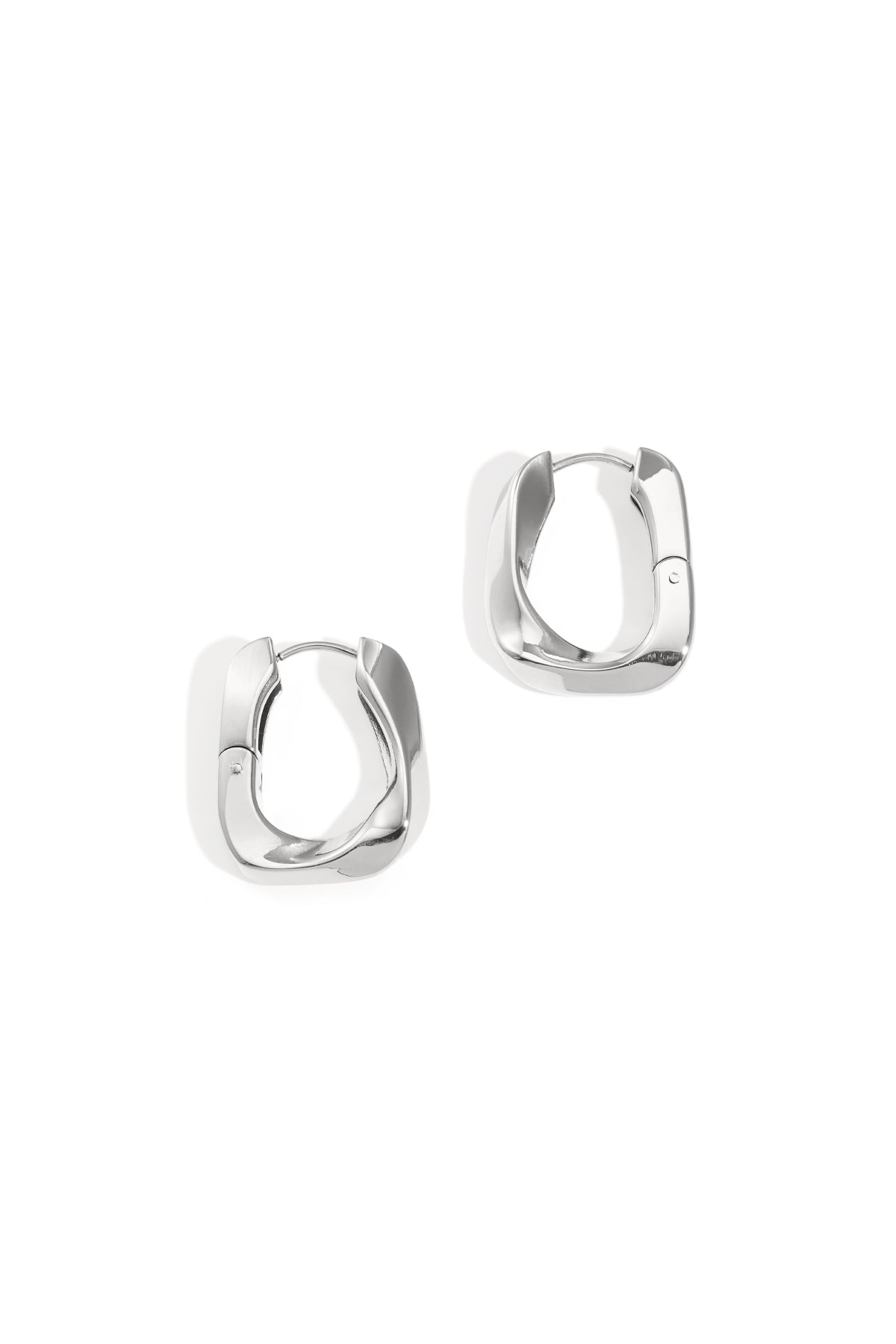 Sculpted Hoop Earrings – eckige Creolen aus Edelstahl in Gold und Silber
