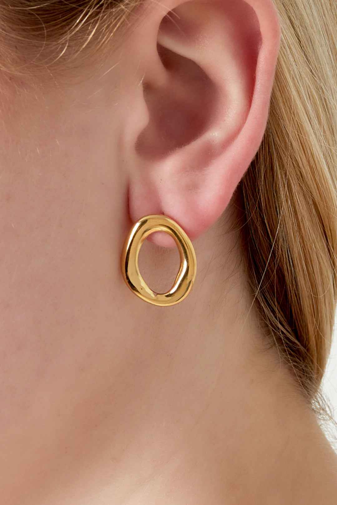 Solea Oval Earrings