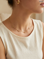 Seline Knot Necklace