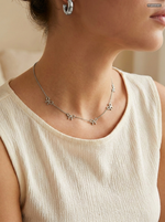 Seline Knot Necklace