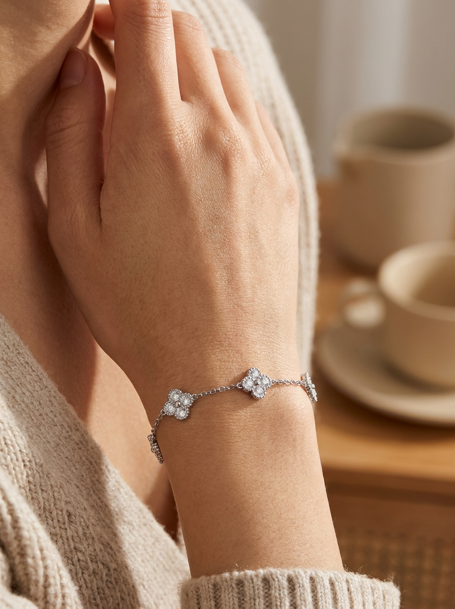 Zirkonia Clover Bracelet – Farboption Silber